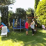 Angela Hotel 3*