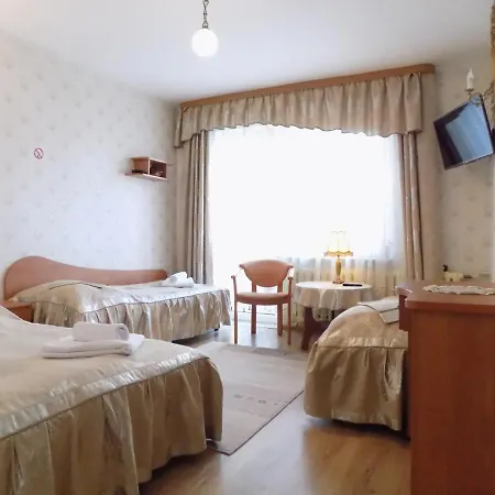 Hotel Angela 3*