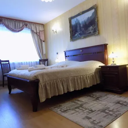 Angela Hotel 3*