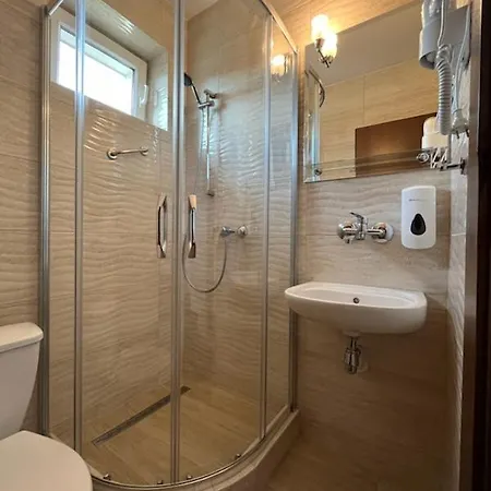 Hotel Angela 3*