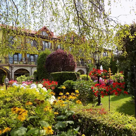 Hotel Angela 3*